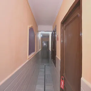 Hotel Super O Rajesh Palace
