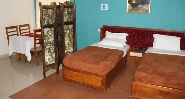 Issacs The Resort Sultan Bathery Hotel